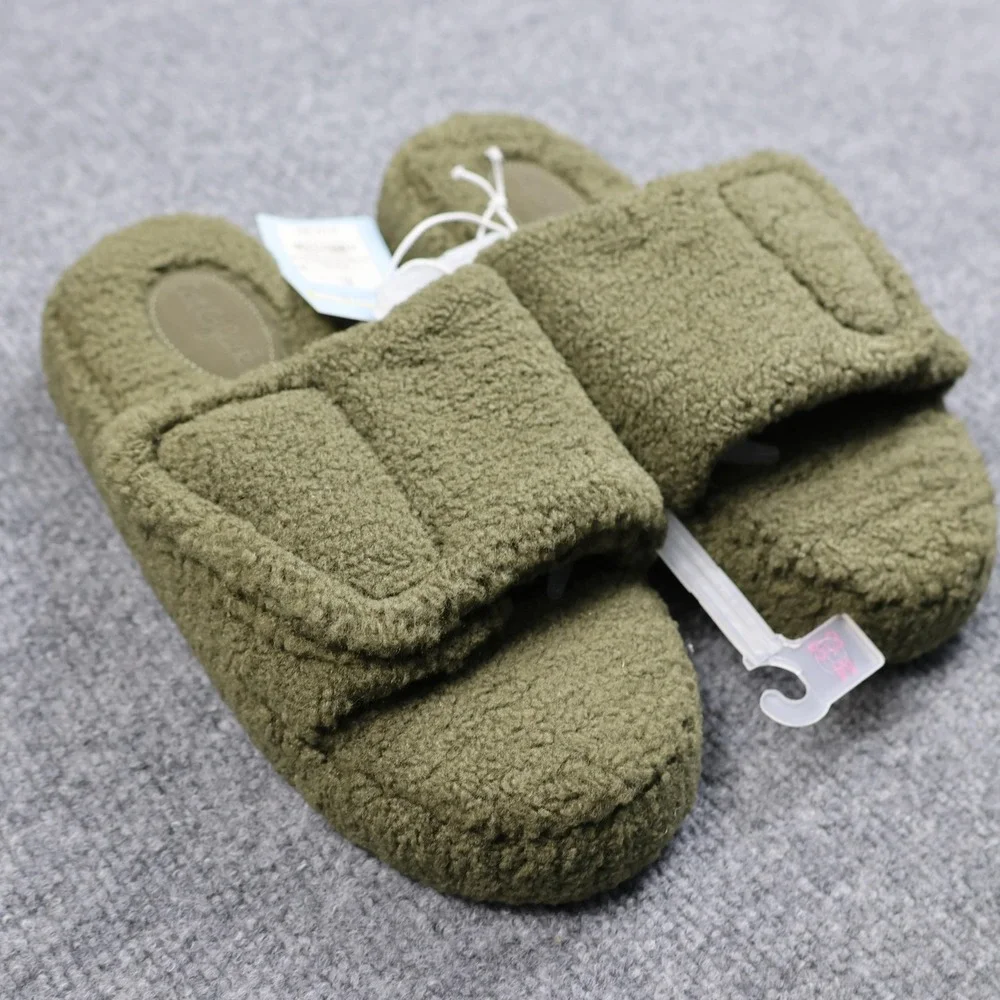 Cat & Jack Slippers Youth Size 2/3 Green Fuzzy‎ Sherpa Slide Open Toe Hook Loop